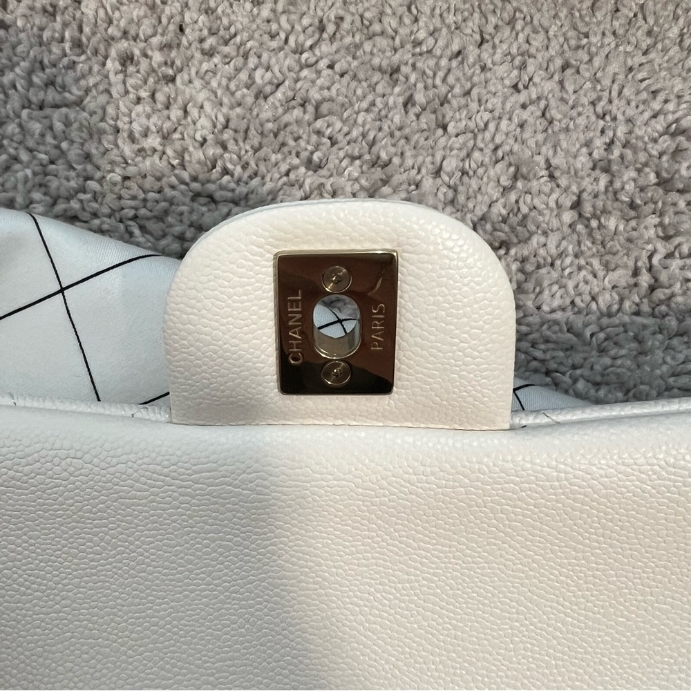 Chanel White Medium Classic Flap Bag - Picture 12 of 15